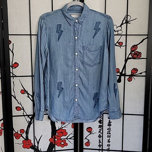 Rails Ingrid Lightning Bolt Button-Down Top Chambray - Picture 1 of 8